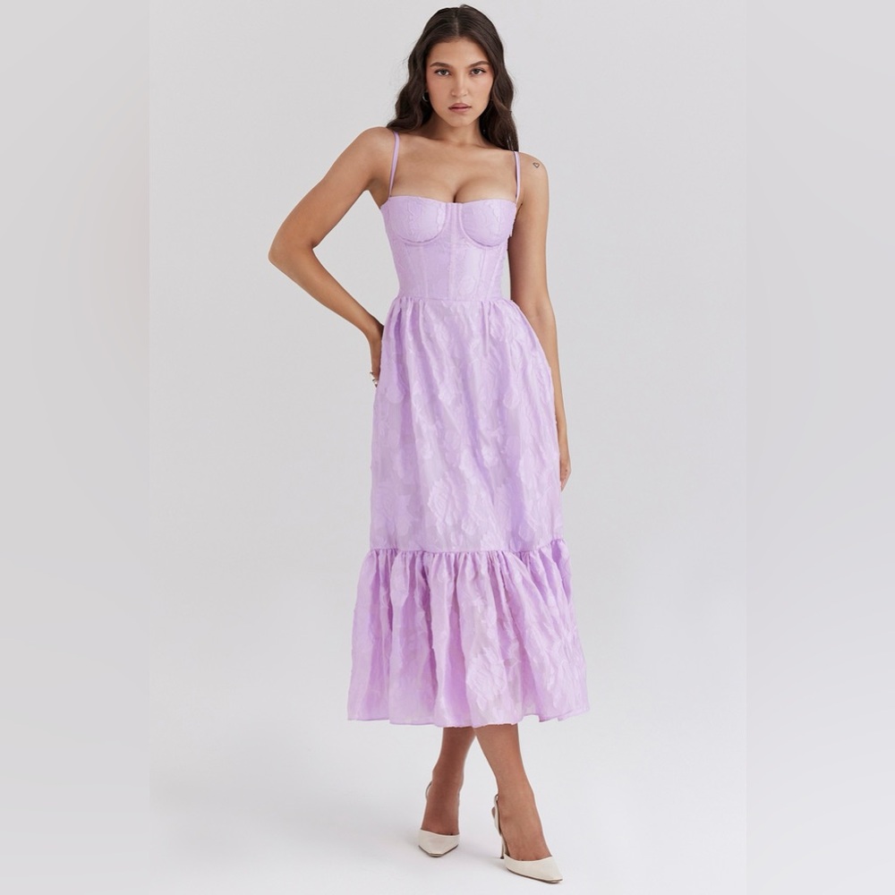 House of CB ORCHID FLORAL JACQUARD TIERED MIDI DRESS lavendar size small